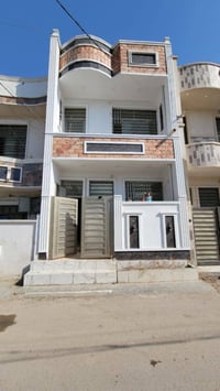 يا الله يعلن مكتب الشاهين للعقارفي بغداد الكرخ عن دار للبيع موقع جدا م...