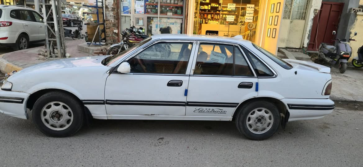 من رخصت الادمن يالله سياره برنس دايو 1995 بسمي تحويل ثلني يوم سياره بلاديه جاهزه من كلشي كير ومحرك بشرط كهربائياته كلهه شغاله قطره صبغ مابيهه علبلاد السياره تبريدهه نقص غاز فقط شغال السعر 42وبيهه مجال محرك 2000مفتوح مكاني فلوجه للتواصل ***********كير اوتو
