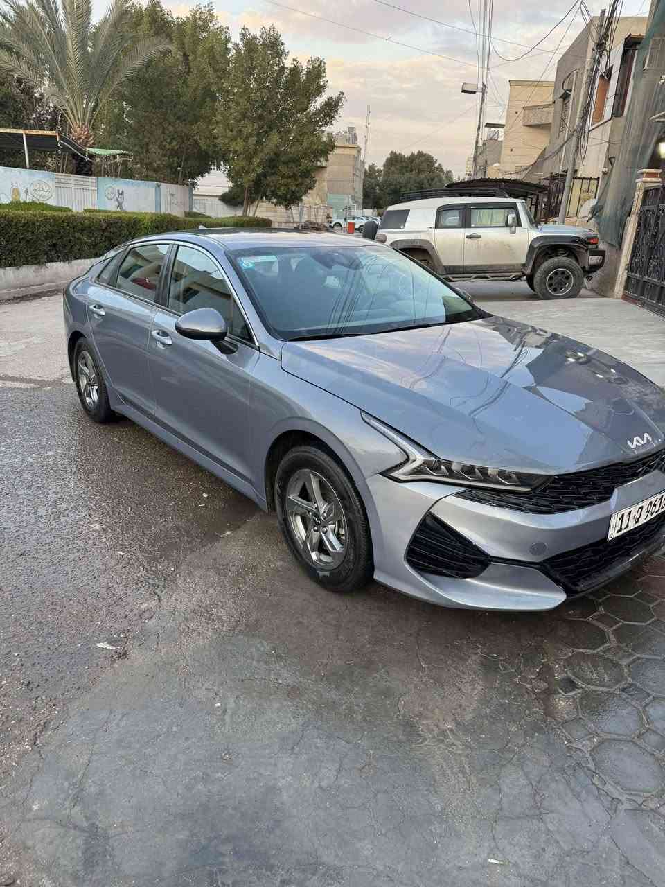 السلام عليكم 
كي فايف 2024 ماشية 27 الف كيلو نص مواصفات السيارة 
حادثهة بنيد مبدل ومصبوغ 
بدون دواخل
ايرباك طاك وراجع بلاد سستم 
السيارة سعرة 193 بيهة مجال بسيط 
محرك 1600 تيربو
مكانهة بغداد الامين 
للاستفسار 
***********
