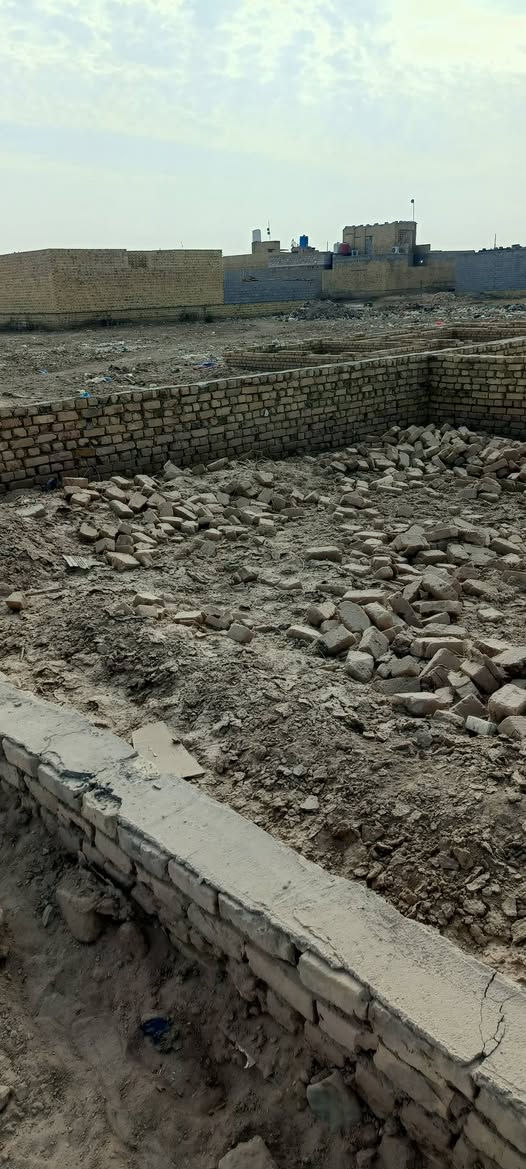 سلام عليكم قطع للبيع السبل النزله الاوله
بتلو العدد2المساحه 485

متوفر كل الخدمات بس تعبر مولد بهأء 

السعر 24وبيهن مجال 

التصال***********
