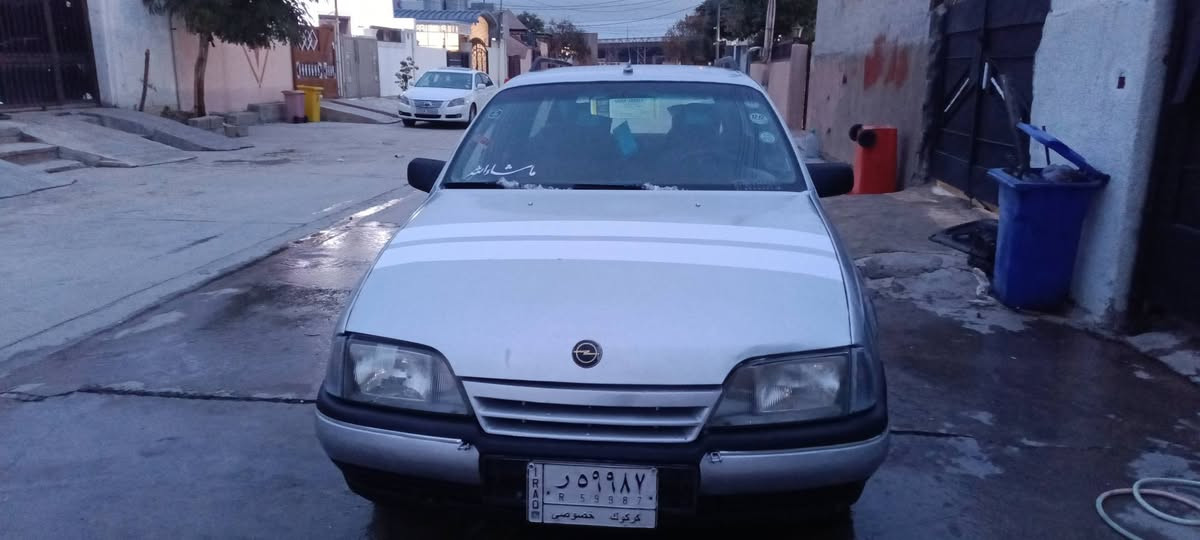 اوبل اوميكا موديل 1989محرك 20بيلا كيرومحرك شرط كهرباي كول شخال سنوي مشروع وطني دفتر بنزين صبوغ جديد سعر 27بي مجال *********** كركوك, العراق
