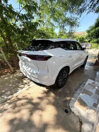 للبيع سيارة شانجان يونيزت الموصفات كهرباء منفذين  تدعم شحن سريع وبطيء ...