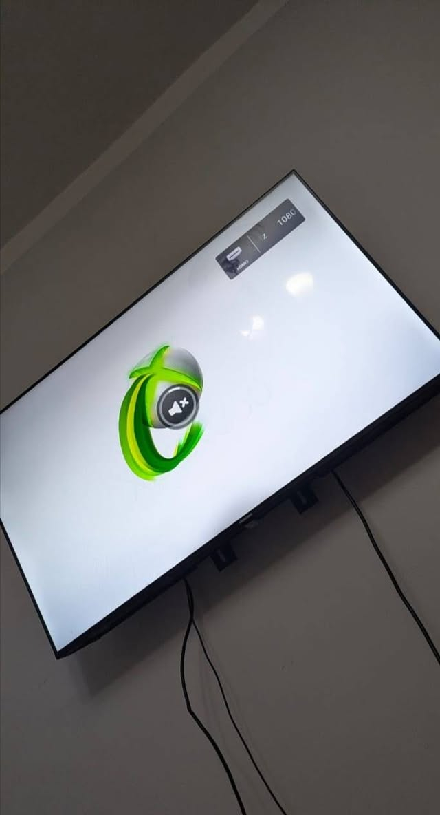 Prix 13
X box fat 360 état na9sa mflatchi w mglitchi fih 120g
M3ah 2 maneut w tous les câble


**إذا كنت صاحب هذا الإعلان وتريد حذفه لأي سبب، رجاءا أرسل رسالة إلى الدعم الفني**