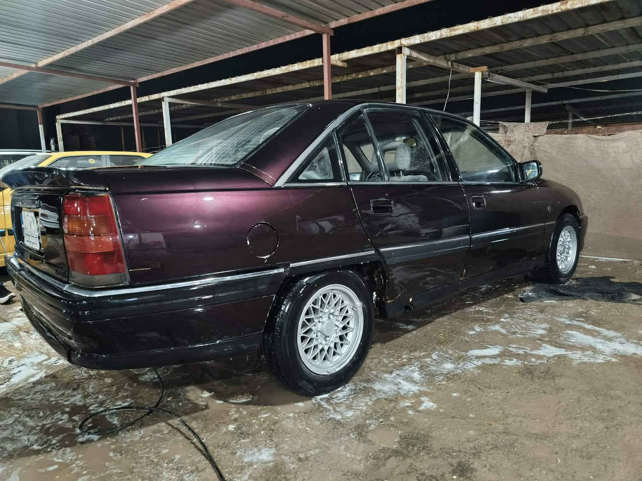 اوبل اوميكا
موديل 92
سياره جاهزه ونضيفه 
بدون ضربه 
بدون تبديل ولا صبغ 
مكينه وكير حاويه 
غرفته نضيفه 
كير عادي
كهربائيات كله بلادي 
شغاله من لبدايه لنهايه
كلشي ماتصرف عليه
سياره مال جناي 
رقم قادسيه الماني 
سعره 34وبيه مجال بسيط 
للاتصال على الرقم 
***********
