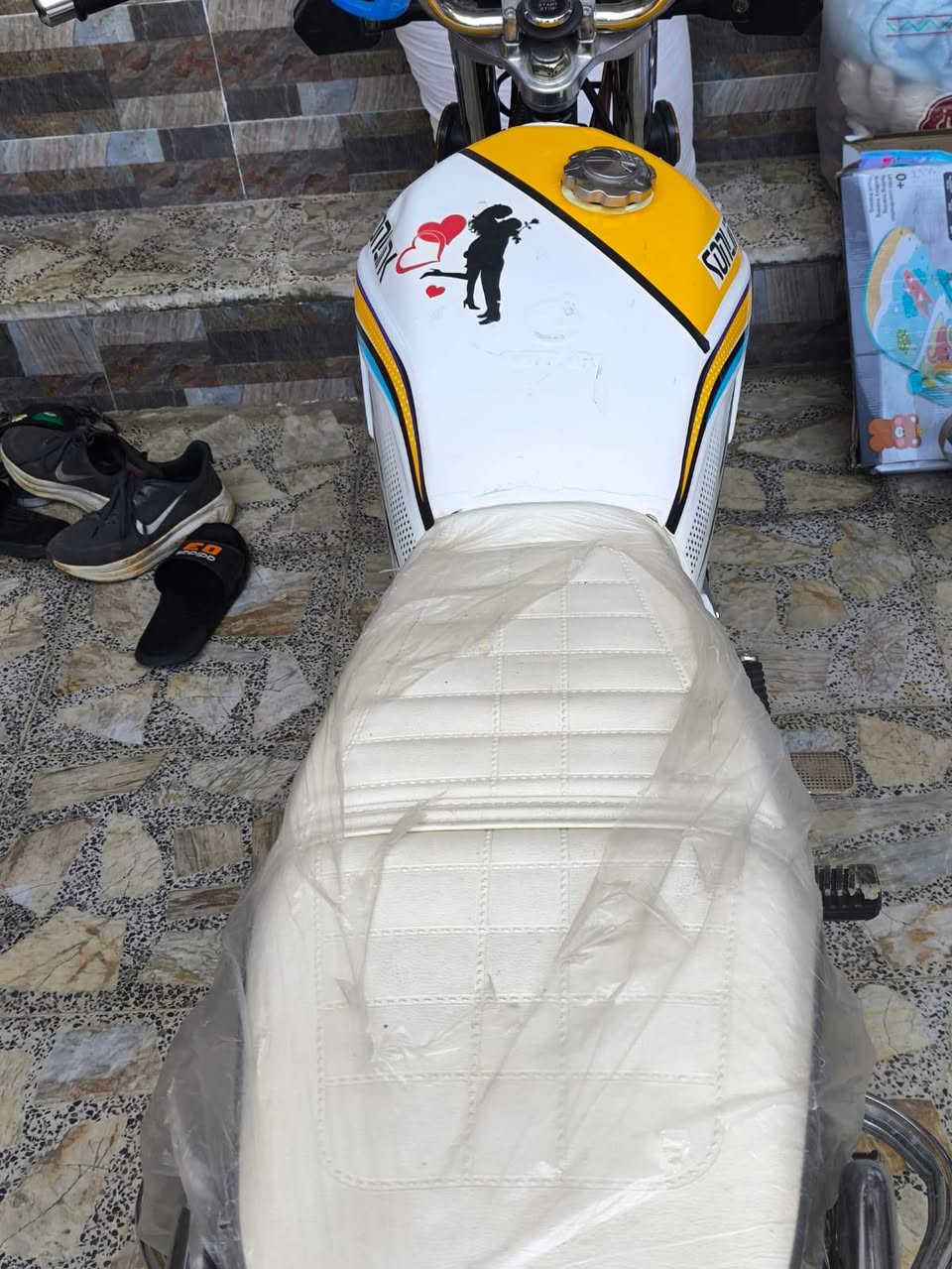 دراجه ايراني 2025 للبيع مكفوله محرك بلادي اوراق كامله السعر 750 وبيها مجال مكاني بغداد بوب الشام ***********
