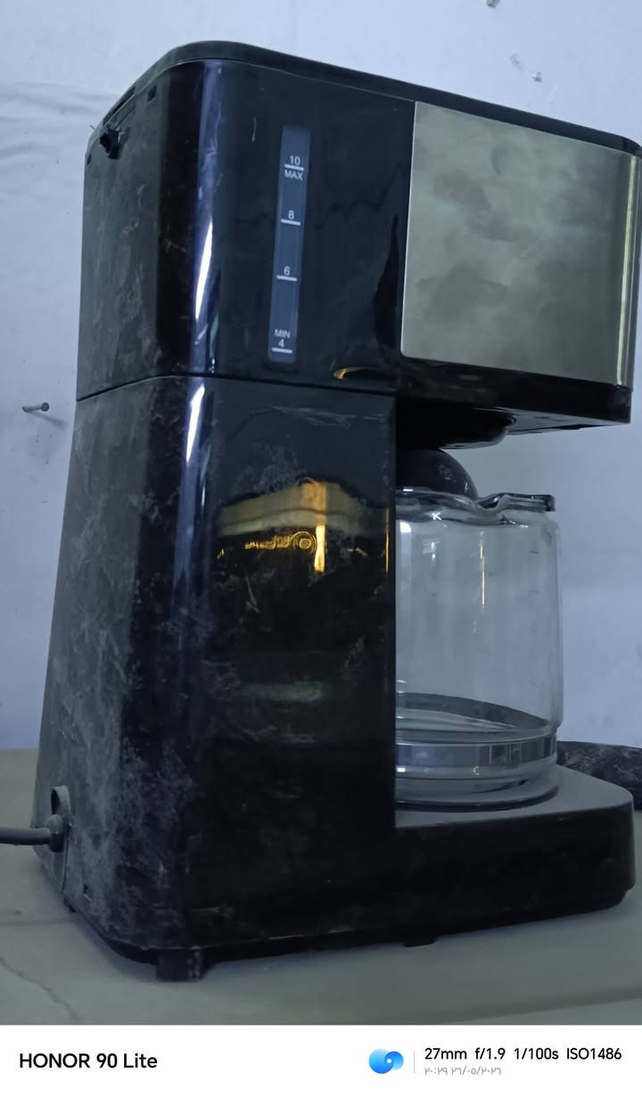 جهاز كهرباىي لعمل قهوه نوعيه ممتازه درجه اولى
مع قوري زجاجي اصلي مع الجهاز السعر ٤٥  نضافه ١٠٠ بل ١٠٠٠ الاتصال عل واتس اب
المشتل شارع المطبك أو بلديات. الاتصال واتس
*********** ثامر ابو علي اكو توصيل بغداد ٥٠٠٠ آلاف
