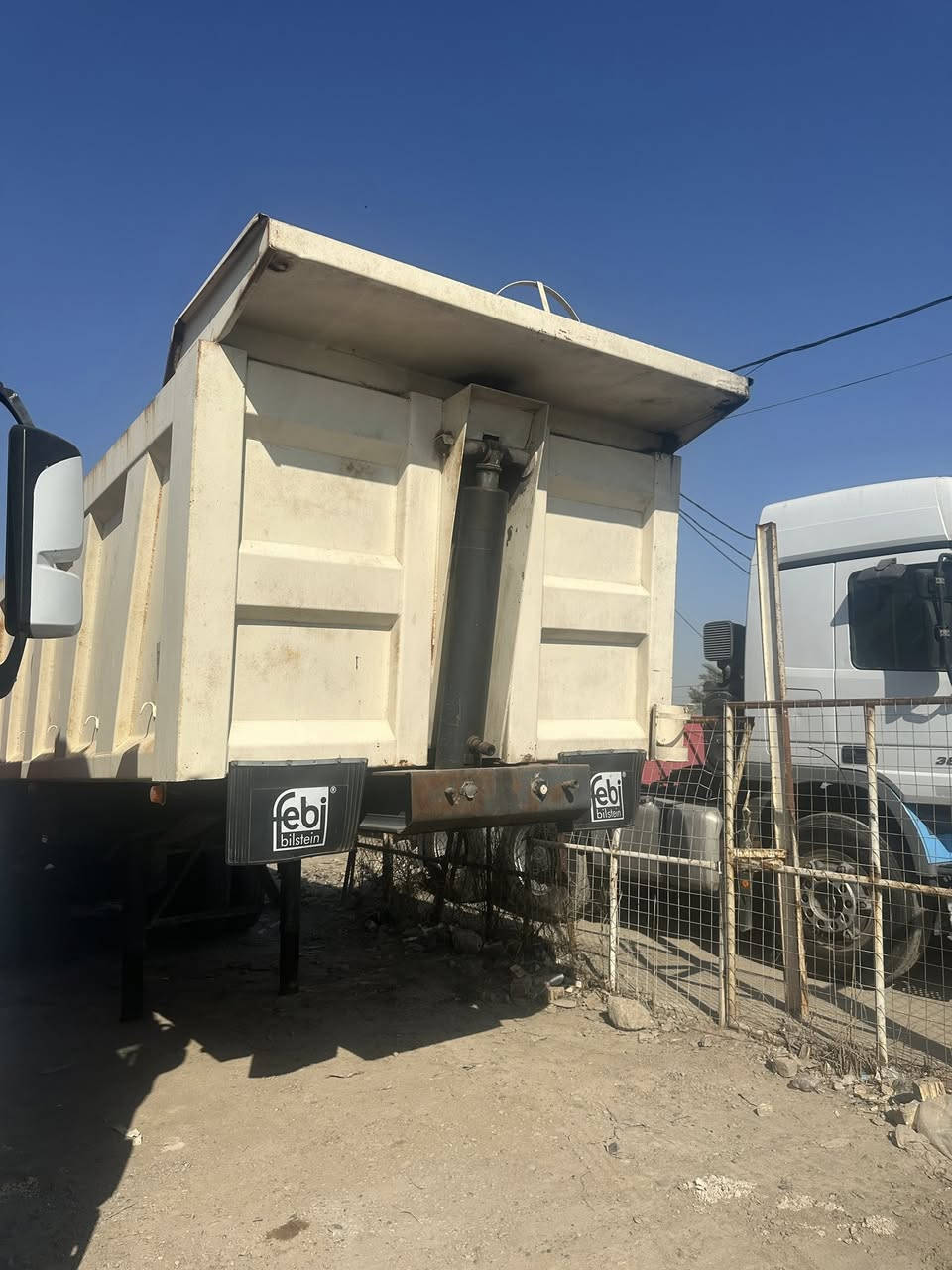 ‏عربانة علم موديل 20 مقفولة كفالة عام جكي بلادي مجموعة بيبي بلادي طقم تاير حدادي كاملة.  السعر ٢٣٥.  للستفسار ***********
