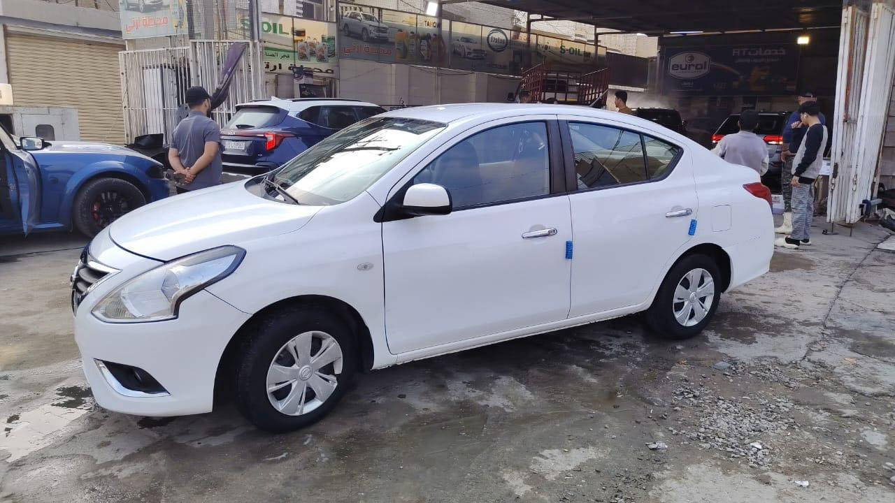 صني هندي 2019 (رقم اربيل)
 جاملغ امامي 
مباوك صبغ بالبنيد بس بدون ضربة البنيد 
محرك وگير مكفول 

ماشية 223 الف

الرقم ***********

السعر (98) ورقة
