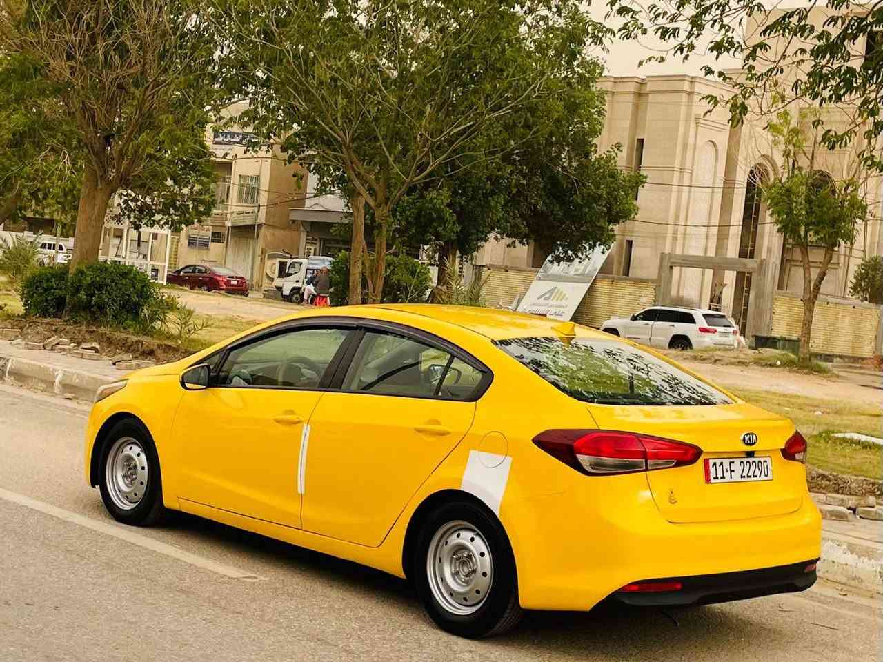 سلام عليكم البيع كيا فورتي موديل 2018 وارد امريكي حادث جاملغ بدون دواخل ولباقي مكفولة كفالة عامة اليبل واحد سيارة جديدة وجاهزة من كلشي تبريد ثلج حدادية تخم تاير كير ومكينة 2000 دوش مكفولات سنوية الغاية 2031هيه غرامات مصفره سيارة احله من صور السعر  108 الأستفسار علا رقم  *********** مكان سيارة كربلاء
