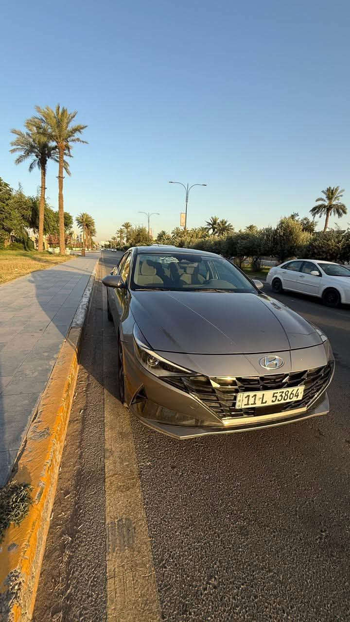 السلام عليكم 
للبيع سياره النترا موديل ٢٠٢٣ وارد امريكي 
حره السنويه بأسمي رقم بغداد
حادثها جوانب بيها خمس قطع تبديل ٣ بوب وجاملغات ٢ البجم مقفل 
ماشيه ١٤٤ الف مكانها بغداد
للتواصل  ***********
