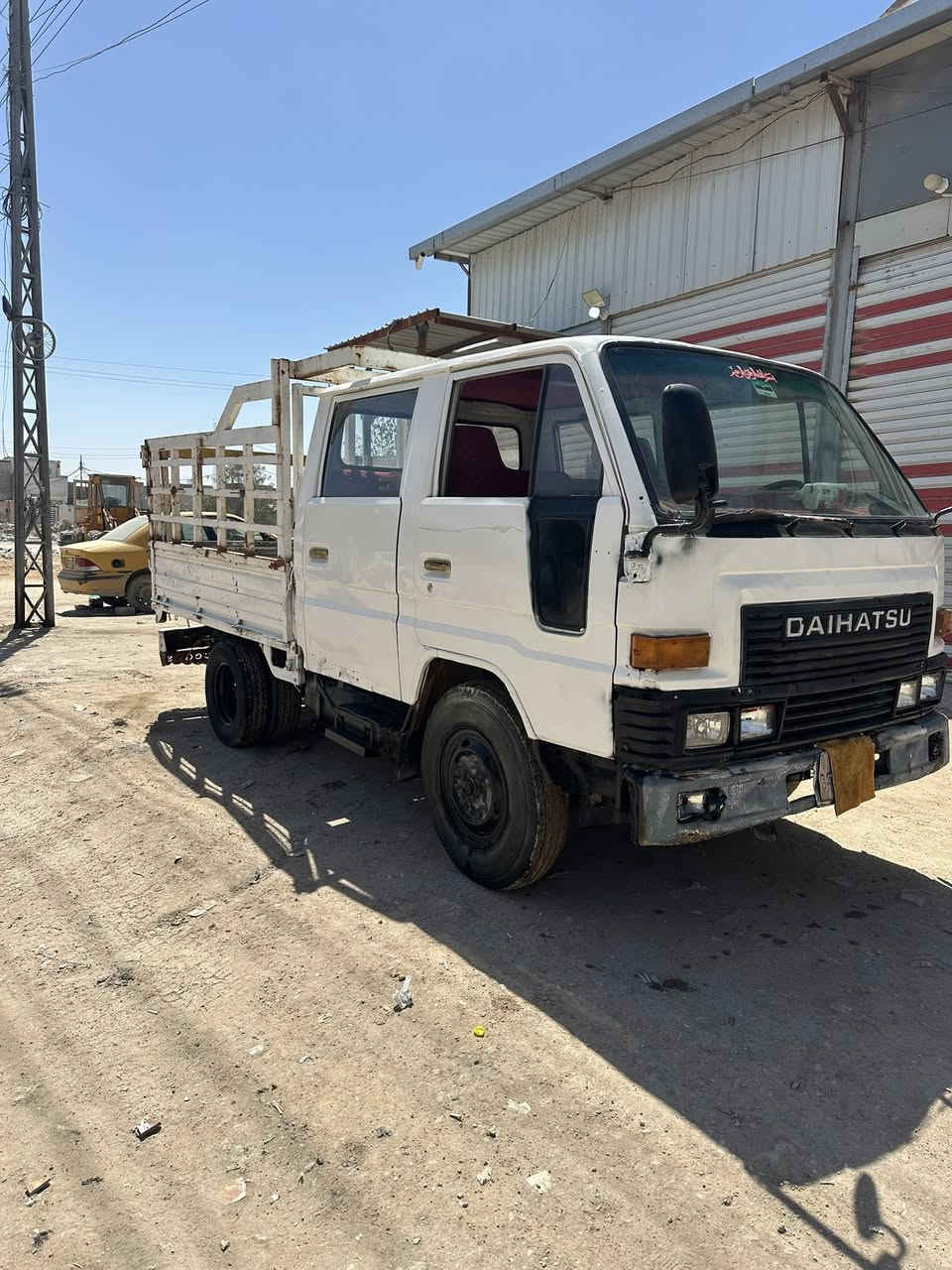 للبيع السعر ٥٥ وبيها مجال مكاني نجف ***********
