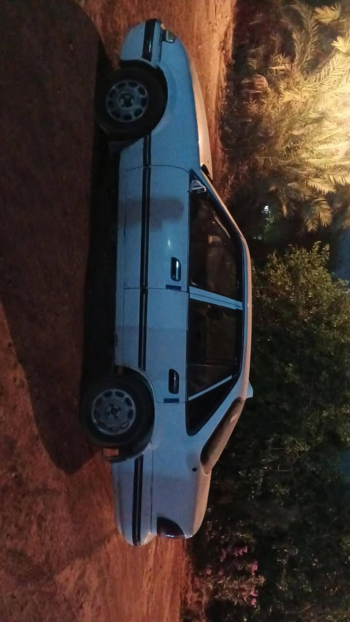 سلام عليكم
من رخصه مدير الكروب  متاح للبيع دايو برنس موديل 95رقم بغداد انكليزي بأسمي شخصيا كير عادي محرك وكير شرط الكفاله جديد تخم تاير جديد سنويه لحد 2030 
السعر 35وبيه مجال حك الجيه مكانه التاجي المشاهده 
الهاتف ***********والواتساب  ***********
