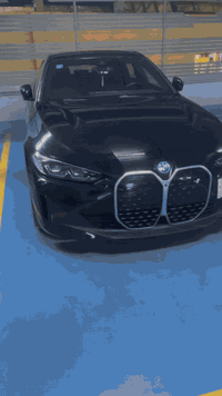 السلام عليكم
Bmw i4 drive 40 
2024
حادثه جاملغ خلفي وشويه من لباب لخلفي فقط
ماشيه ٩الف فقط لسياره بسمي 
بيه شاحنه منزلي +شاحن خارجي (سريع) 
تفاصيل اكثر اتصل 

***********

السعر ٣٨٥ وبيه مجال

