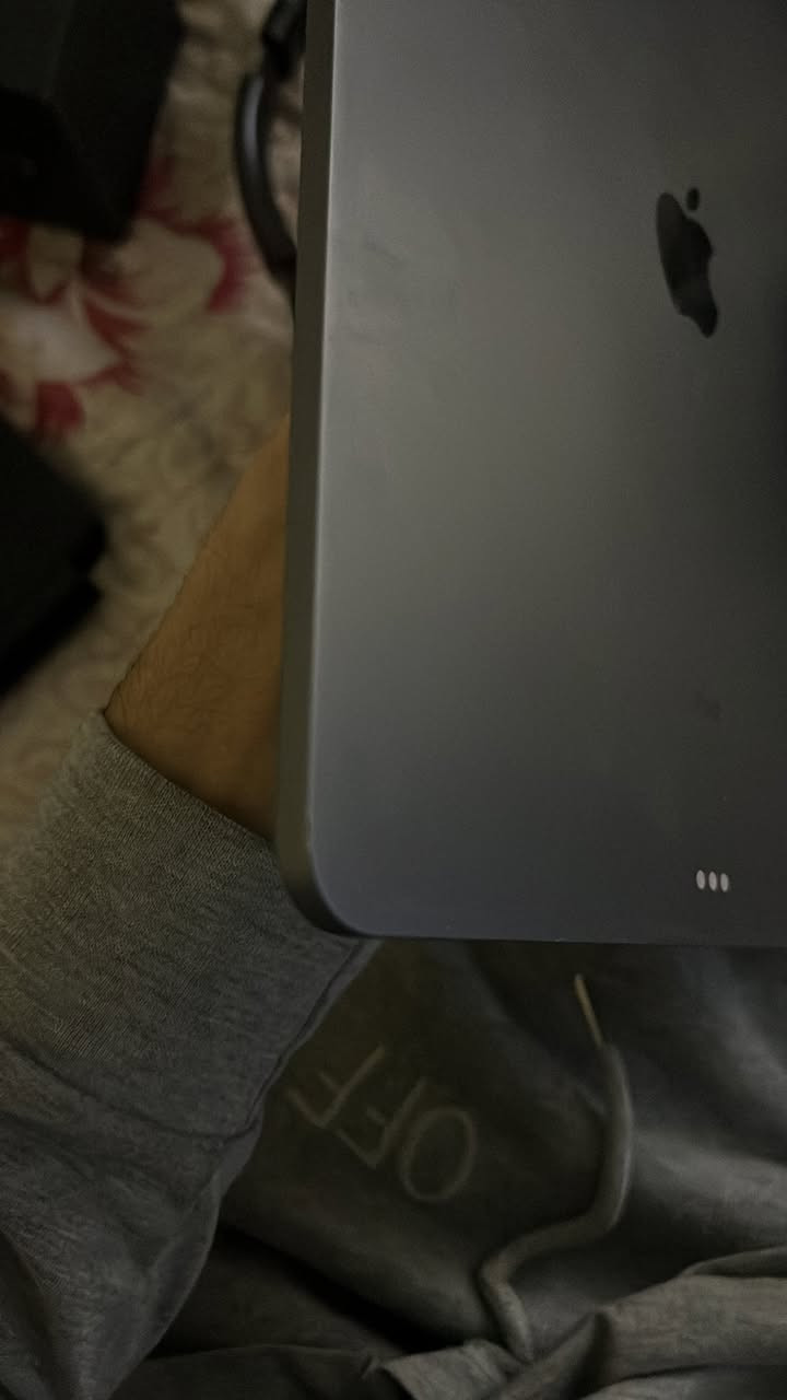 ايباد 11 برو للبيع
ذاكرة 1 تيرا

حجم 12.9 انش

بطارية بلثمانينات

120 فريم

نضيف الجهاز 

السعر 725


**إذا كنت صاحب هذا الإعلان وتريد حذفه لأي سبب، رجاءا أرسل رسالة إلى الدعم الفني**