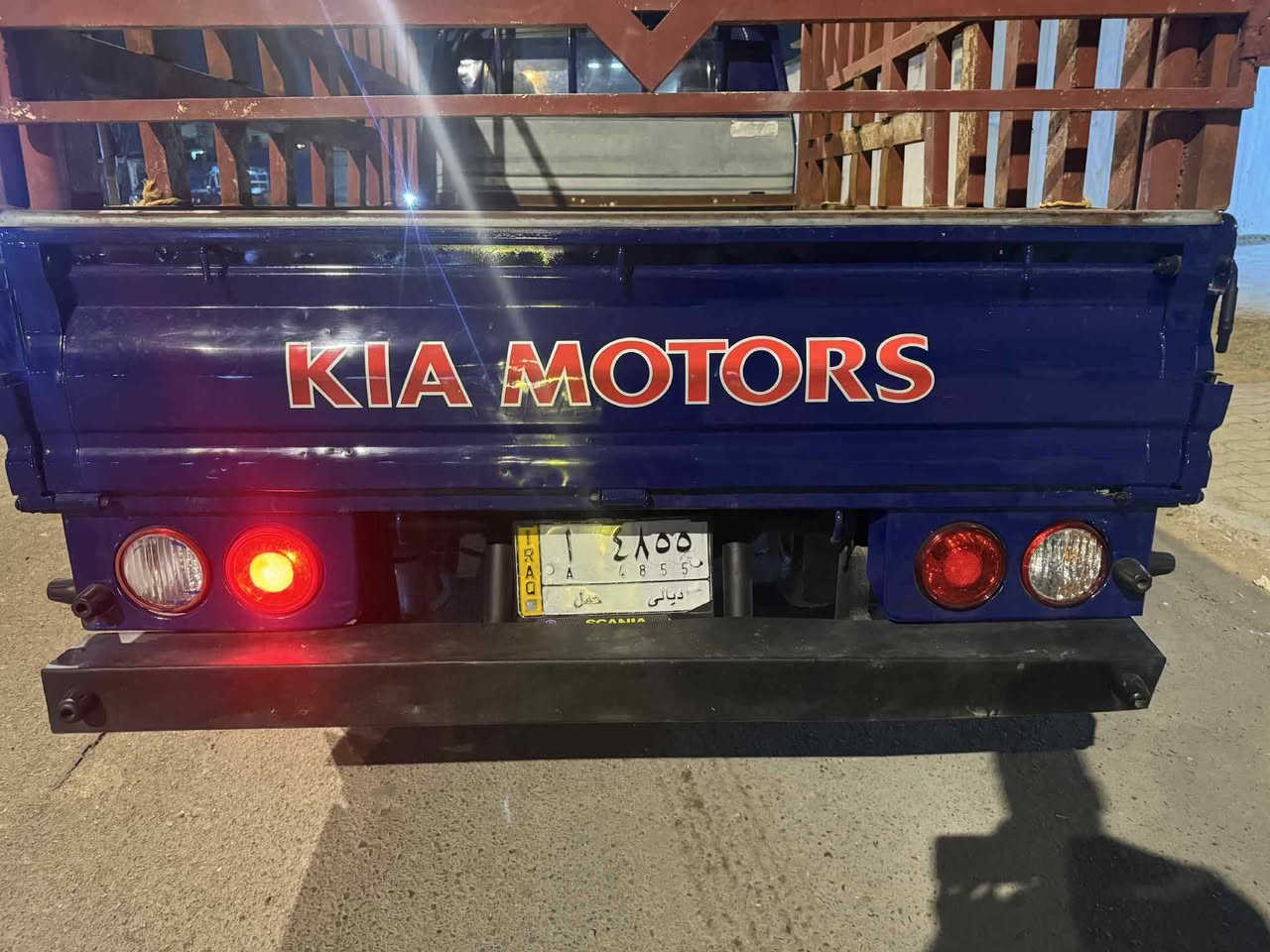 كيا 300 مفتوح مكينه جديده رقم ديالى نكليزي ع الستلام العنوان بغداد المعمل الحسينيه رقم الهاتف***********
