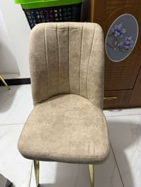ميز • ٦ كراسي