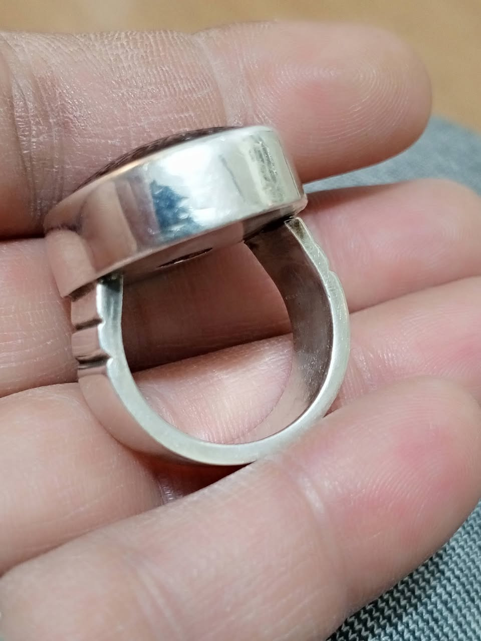 عقيق يماني مخطوط حرز السيد القاضي صياغة ثقيلة ١٠٠ ألف.بغداد ***********
