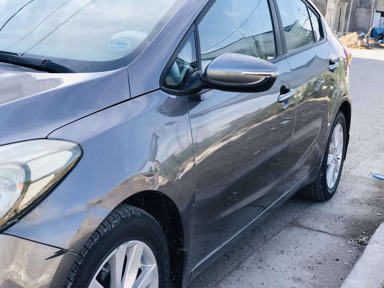 السلام عليكم
كيا سيراتو 2017خليجي

مكفوله كفاله عامه حته الدعاميات عدا طخه بسيطه بجاملغ السايق موجود بلصوره تعديل بارد

مكينه 1600

محرك كير كفاله 

مري شفط

سويج عدد 2

تخم تاير جديد

ماشيه 127

سنويه بأسمي تحويل ثاني يوم 

رقم وهزه جديد

مكاني بغداد البياع الشهداء

رقمي ***********
