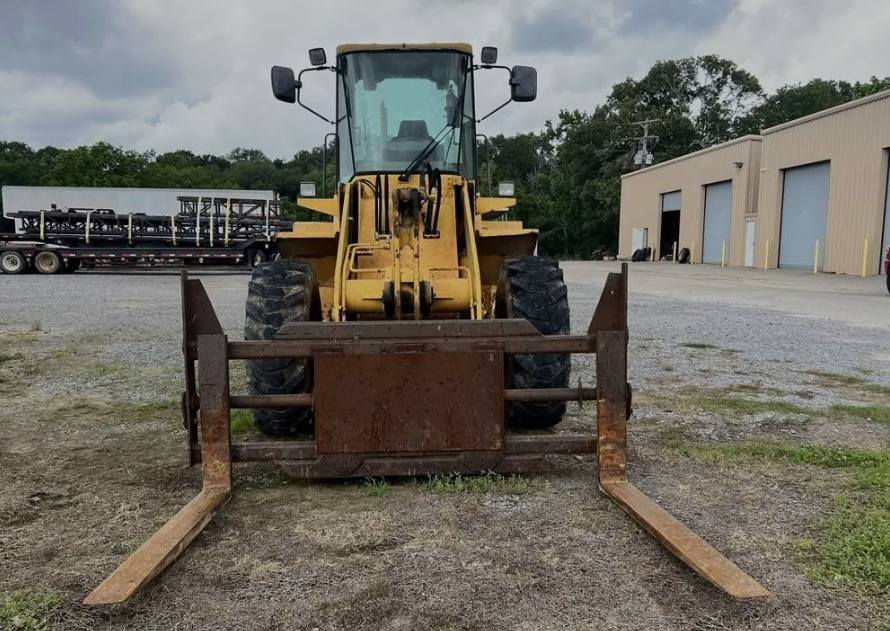 Kawasaki 60ZV
سنة التصنيع 2007
عدد ساعات العمل 10174
الشفل مثل ما موضح مابي صبغ ومكفول من الاعطال الميكانيكيه والكهربائيه 
موقع الشفل اوربا 
مدة التوصيل 30 يوم من بعد الاتفاق
سعر الشفل 27000$ 
للاستفسار التواصل خاص او واتس اب
+31657116376


**إذا كنت صاحب هذا الإعلان وتريد حذفه لأي سبب، رجاءا أرسل رسالة إلى الدعم الفني**