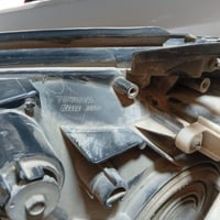 قطع غيار سيارات