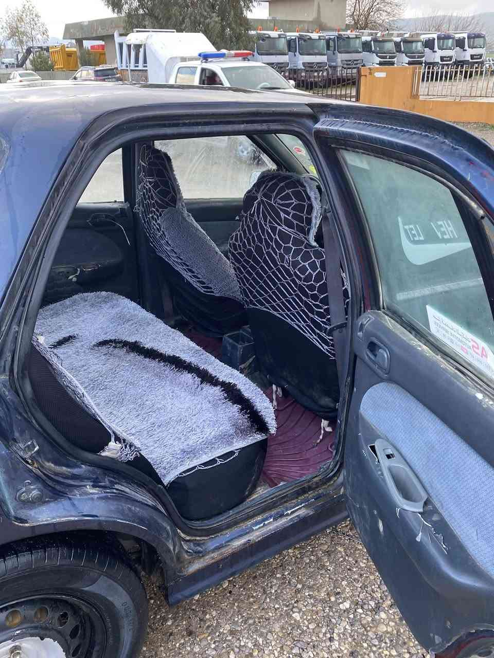 كيا سيڤيا
ته نيا ١٢ كه لا ♥️
له سليمانيم
***********
***********
ماشه لله له هه لسانو كيشو هه لمه تي
به هه ر كه سيكي بفروشم ئه بي به دلي خوي ته راي بي بكا ئه و نه له ماله كه بي منه تم 
سه ياره كه زور ريكو بيكه هه تا لي نه خوري نازاني جيه
١ جركه و ١٠٠ دولار ببره 
گيرو مه كينه ي به شه رتي ١٠٠ فيته ر زور مه زبوته
كاره باي هه مو كياني مه زبوته كه ريمه كه ي زور خوشه ماشه لله سه ياره كه ناو ده ري يه ك له يه ك جوانتر 
مؤديل ١٩٩٣
مه كينه ٨ به خ دلي فه قير
ئارمي پلاستيكي سليماني
موسو برا وه ي به شه رت
ده عمي قورسي نيه پيشي جوانه 
گيرو مه كينه ي زور مه زبوته به نزين زور كه م ئه خوا گير عاديه
ئارمو ئه وه لياتو موسو براوه ي به شه رت
٤ تايه و ويلي باشي له ژيره
كه رميو لايتو فلجه و ته جيلو مكه به ره و ئيستو كلاجي به شه رت
له سليمانيم ته نيا فروشتن
١٢ كه لا 
***********//***********
