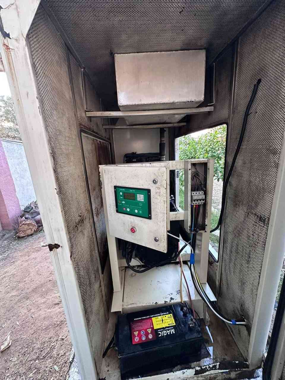 السلام عليكم مولد للبيع بيركنز ٣٠ كيفي انكليزي ٣ بستم 
جبيلي مكينه مفتوحه كاتم Super-Silent للاستفسار اتصل على الرقم ***********
السعر 40$
