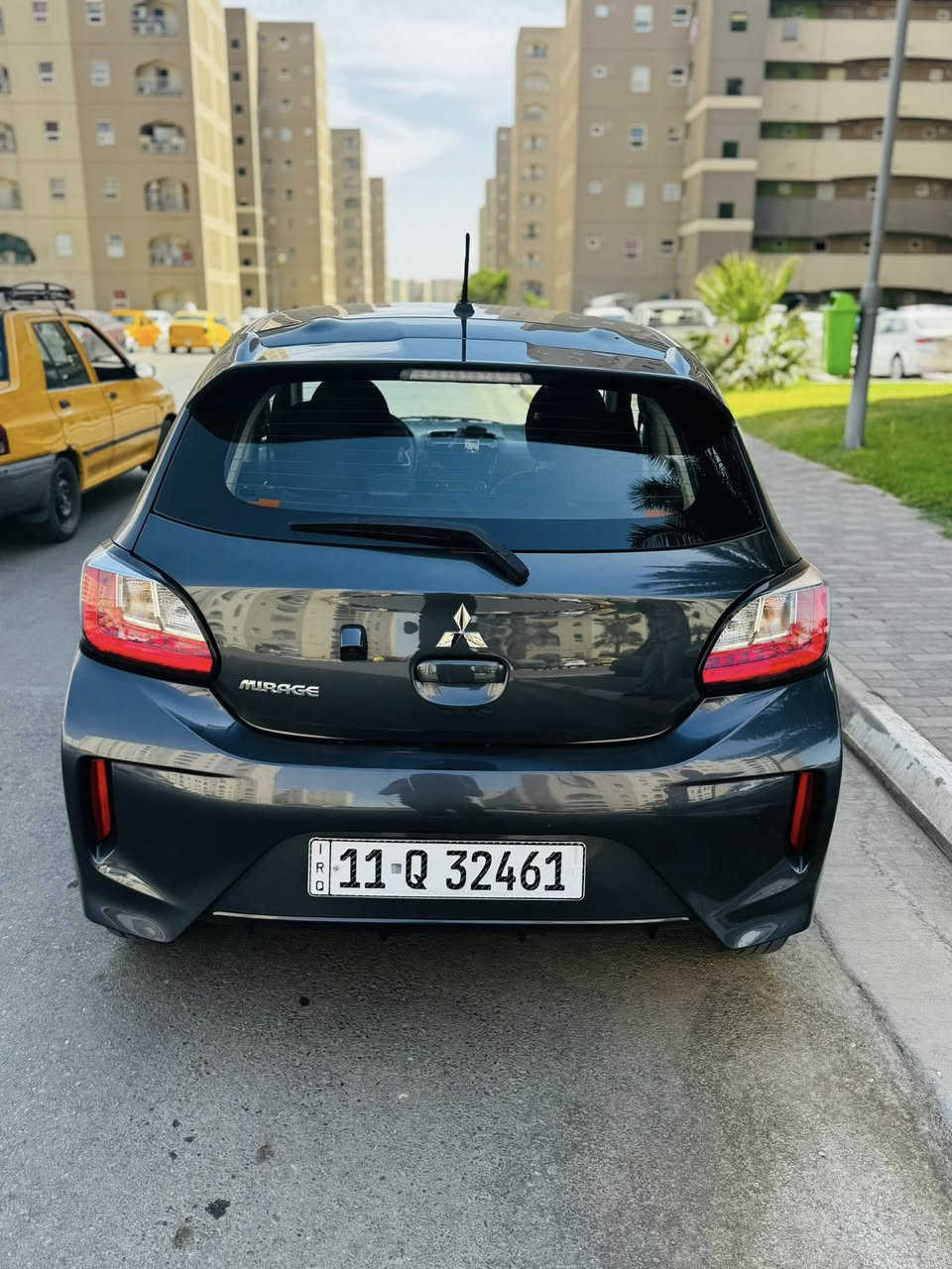 السلام عليكم ميراج 2024 مرقم بغداد للبيع
مبدل بيها بنيد وتعديل الجاملغات بارد

ماشية 28 الف

السعر 90 ورقه وبيها مجال بسيط 

للتواصل ***********
