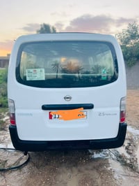 نيسان 2009 مكفوله مكينه كير اكسل دوشمه عام تخم تاير سياره نضيفه جاهزه ...