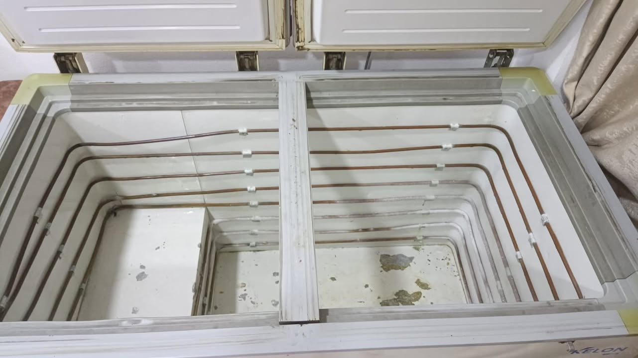 السلام عليكم مجمدة قديمة تجميد خير من الله
السعر 100 الف وبيها مجال


**إذا كنت صاحب هذا الإعلان وتريد حذفه لأي سبب، رجاءا أرسل رسالة إلى الدعم الفني**