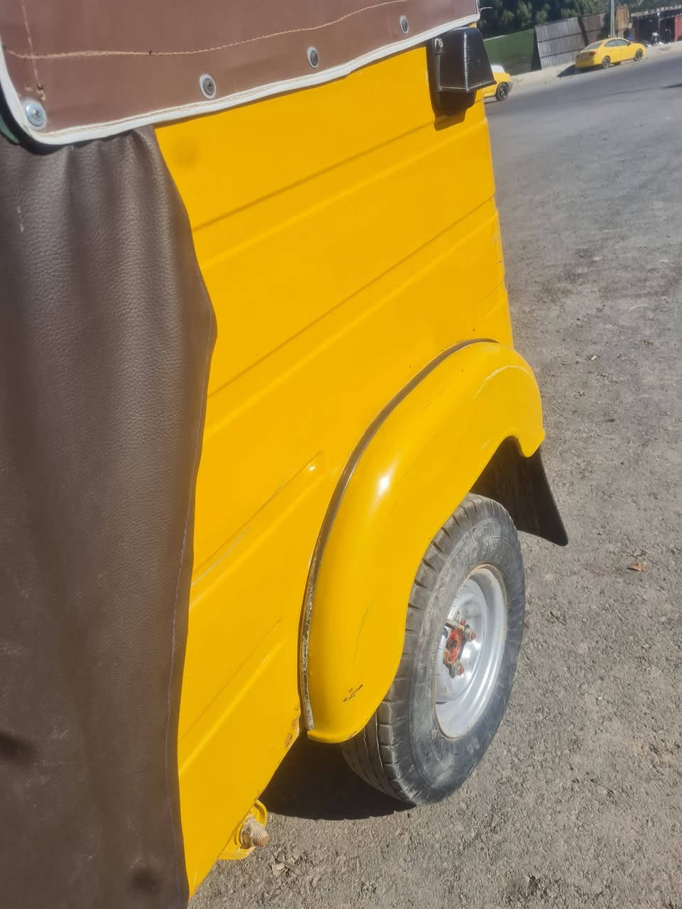 تكتك 20مكفوله شهر 11رقم وسنويه تخم تاير مكينه مفتوحه جديد مامصبوغه  مكاني المشتل السعر خاص خابرني وتدلل *********** أثير ***********
