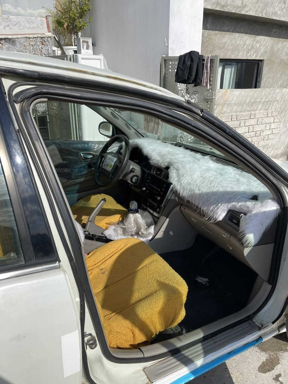 فرۆشتنی خێرا
نیسان ماکسیما 2002 ئاڕمی پلاسکی سلێمانی. گێڕومەکینە بەشەرت. ٣٥ مەجالێکی کەم. ***********//////*********** 
سەیارە کەنجانە السليمانية, العراق
