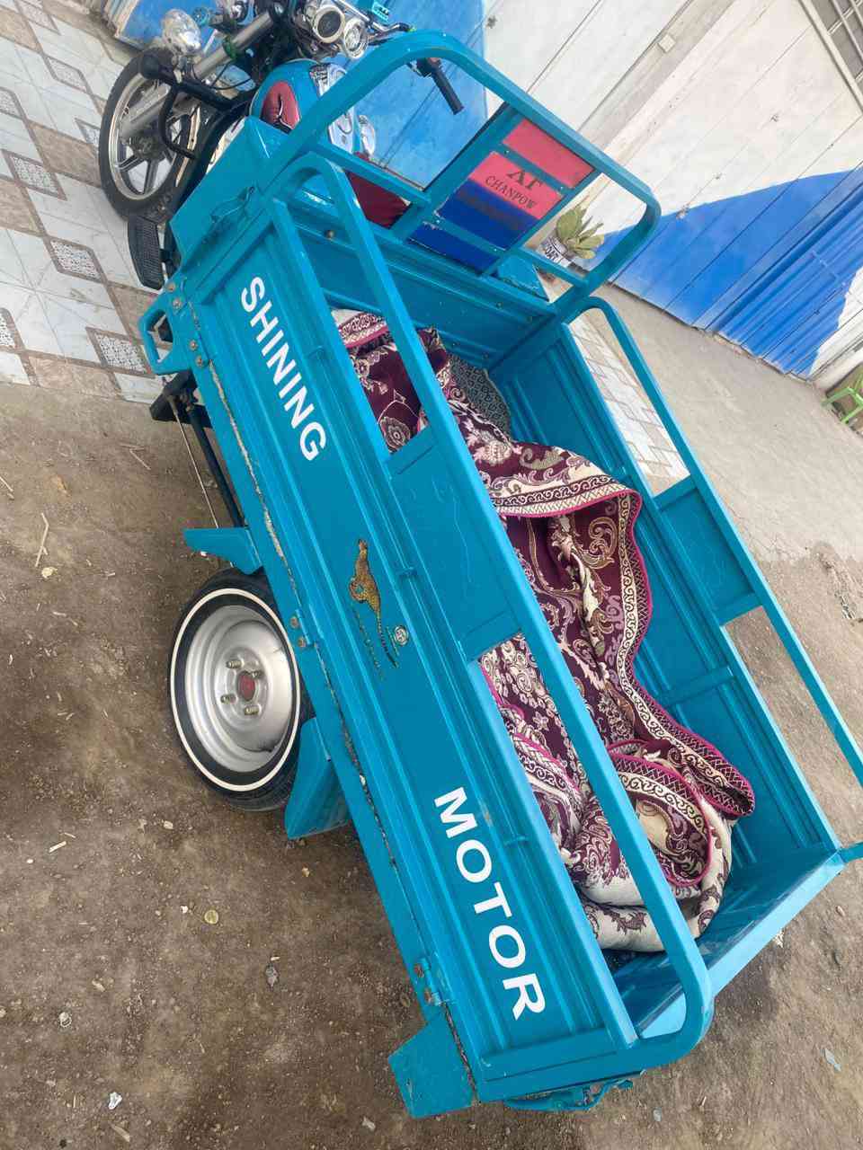 ستوته 23للبيع اصوليه معرض بلال طالعه بل 24 السعر 2650 وبيها مجال الرقم ***********
