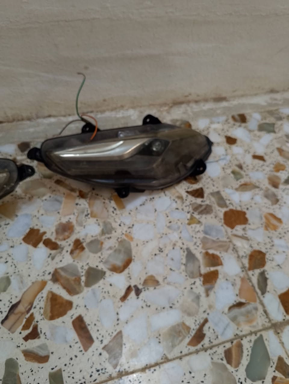 سلام عليكم لايت أمامي مال دراجه للبيع شغال اشاير شغلات المكان بابل الكفل


**إذا كنت صاحب هذا الإعلان وتريد حذفه لأي سبب، رجاءا أرسل رسالة إلى الدعم الفني**