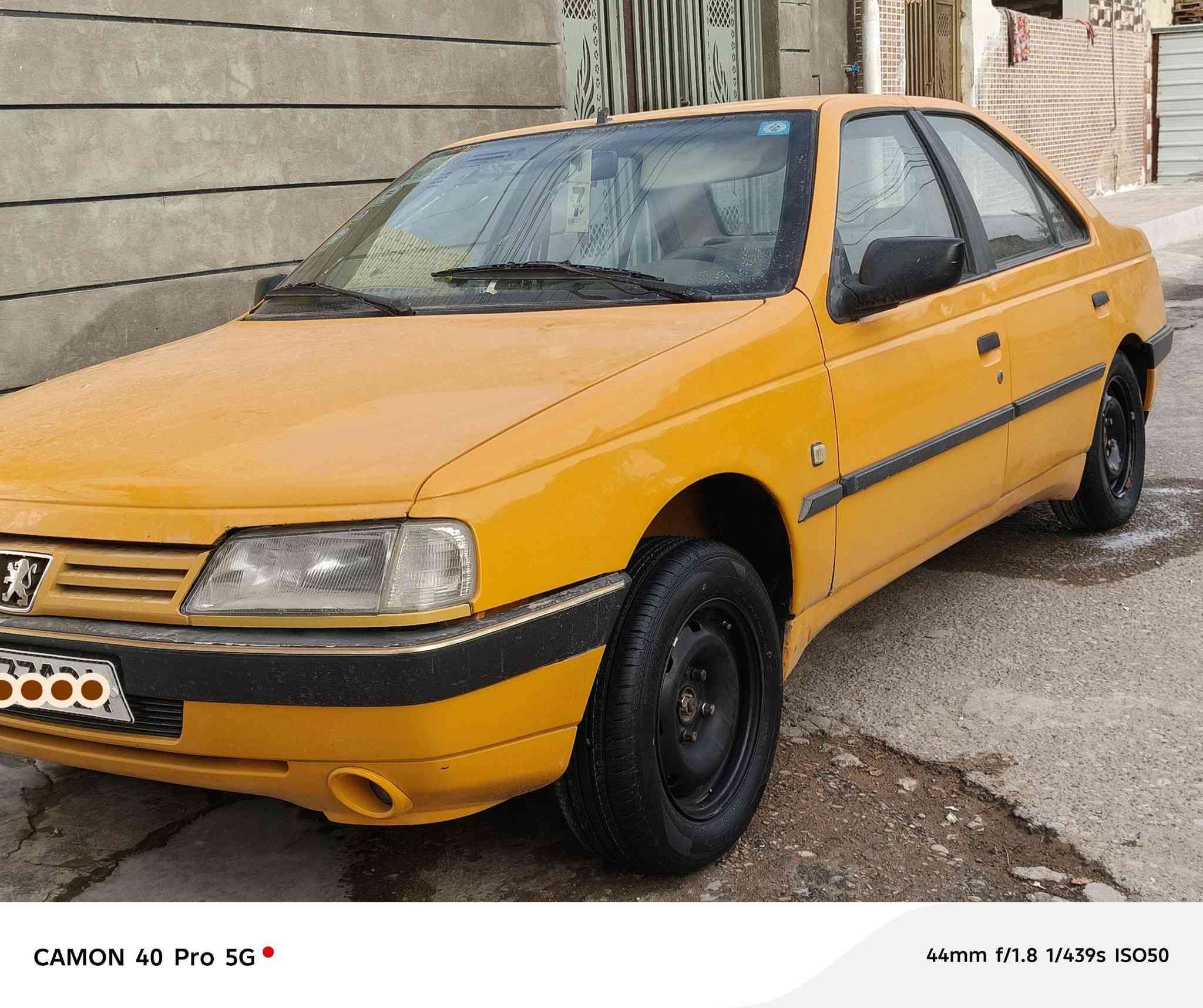 سلام عليكم مديل 18
بيجو جي ال اكس مديل 18 دشبول عالي نفخ
سياره بيها جاملغ مصبوغ الكدام ولباقي كفاله 
لون عنبه 
حداده جديده 
تخم تاير جديد 
تبريد + تدفئه 
سياره مفتوحه مابيها فصله مامقفوله عل 160
مكينه كير ممتاز 👍 مابيهن اي نقص 
العنوان ميسان حي الشهداء 
***********
