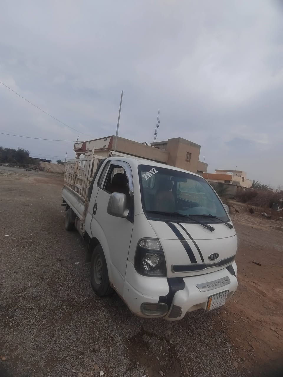 السلام عليكم ورحمة الله وبركاته متاح كيا موديل ١٢ محدث ١٤ السياره جاهزه ٦تواير جدد محرك مجفت جديد كير شرط اكسل شاصي السياره رقمها كركوك مال قاصرين القسام الشرعي باسم ابنها الجبير يعني كل شي كامل بس يحول السعر ٩٠ وبيها مجال بس الشراي يخابر على الرقم ***********
