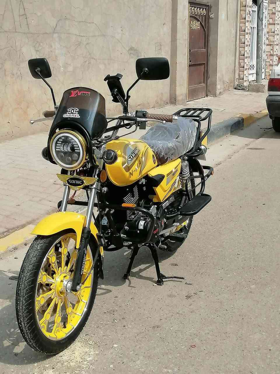 السلام عليكم دراجه للبيع الاسم سونك موديل 2026 دراجه نضيفه برغي ما مفتوح بيه ودراجه علئ اصولها تجي وتشوفها بعينك دراجه نضيفه وحلوه كامله مكمله للاستفسار علئ هاذا الرقم العنوان الديوانيه حي الامام الصادق الثاني الجته قرب مدرسه المجد الابتدائيه 
***********الرقم الاول
***********الرقم الثاني
