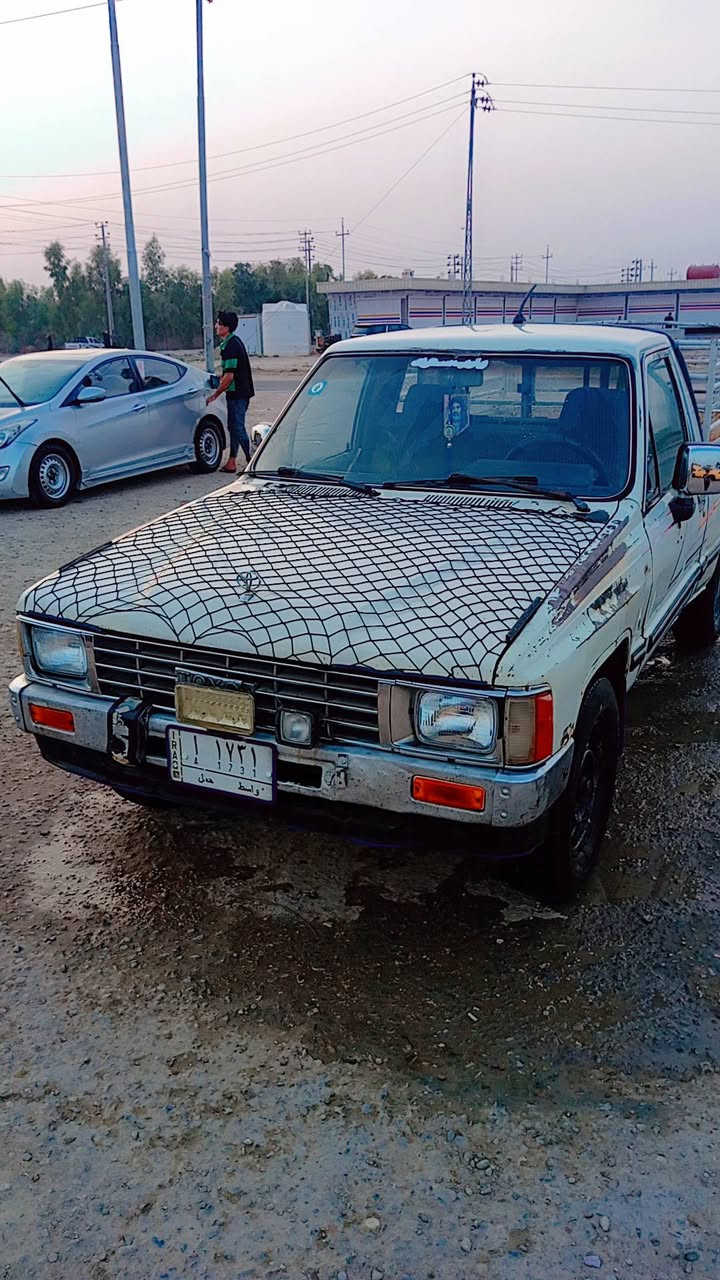 سلام عليكم سياره للبيع تويوتا بيكم موديل 86 مكفوله كير محرك شاصي تواير جدد حداديه جديده والكشره كدامكم رقم واسط الماني سنويه 2030 سياره جاهزه المكان الناصريه مركز السعر 52وبيه مجال حق الجيه 
هاتف ***********
