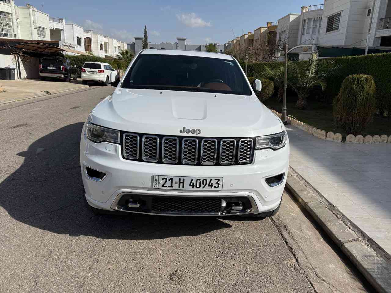 السلام عليكم
جيب كراند شيروكي 2020 خليجي
اوفر لاند وكالة هارلم
كفالة عامة عدا مكد اصبعين جاملغ اليمين بدون اي دواخل
وسونارها موجود
المواصفات فول الفول 1/1 ماشية 74 الف كيلو
السعر 328 ومجال
للاستفسار ***********
