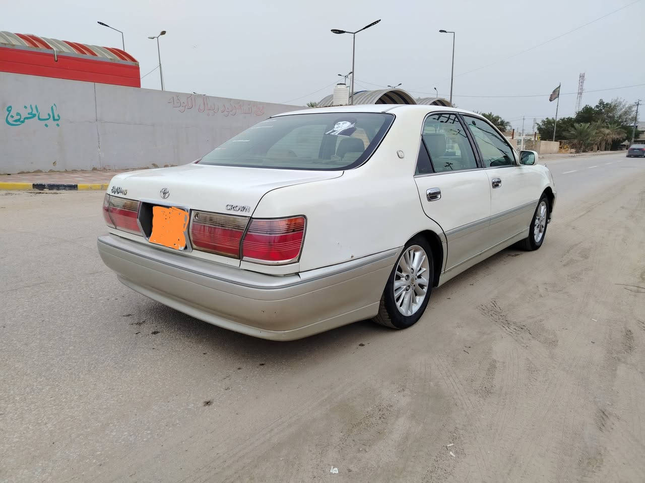 ادوات كصه جنطه
متوئم شمالي سنويه ورقم
٣ دكم ديفور 
مكينه وكير مكفولات
 وحداديه زينه تبريد ثلج
سياره جاهزه مثل الي بلصوره
سعر ٣٢ وبيها مجال بصيط
نجف ***********
