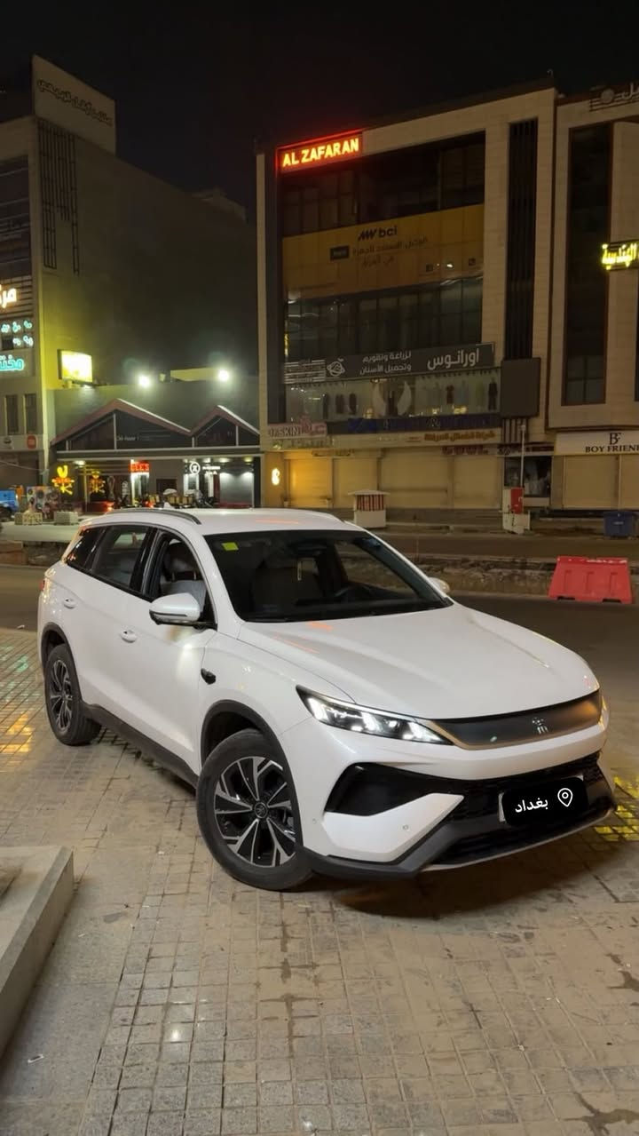 السلام عليكم
BYD Song Pro 2025

ابيض قمارة حديد 
13 كامرة
مرقم بغداد بأسمي 
ماشية 5000 كيلو 
إنارة أمامية LED + زينون
إنارة نهارية LED
كاميرا خلفية
حساسات أمامية وخلفية
اوتو بارك
مرايا كهرباء
شاشة وسطية
شاشة عدادات ديجتل
مقاعد جلد
قطعتين تبريد حساس امامي وخلفي لايت زينون بكلايت ليد 
اصطفاف ذاتي
رادار جانبي  توقف ذاتي 
كروس سرعة 
مري قابله للطي 
مخارج يو اس بي 
السيارة بيها رصعتين بسيطات جدا 
26800000مليون 
بغداد 
رقم الهاتف
***********
