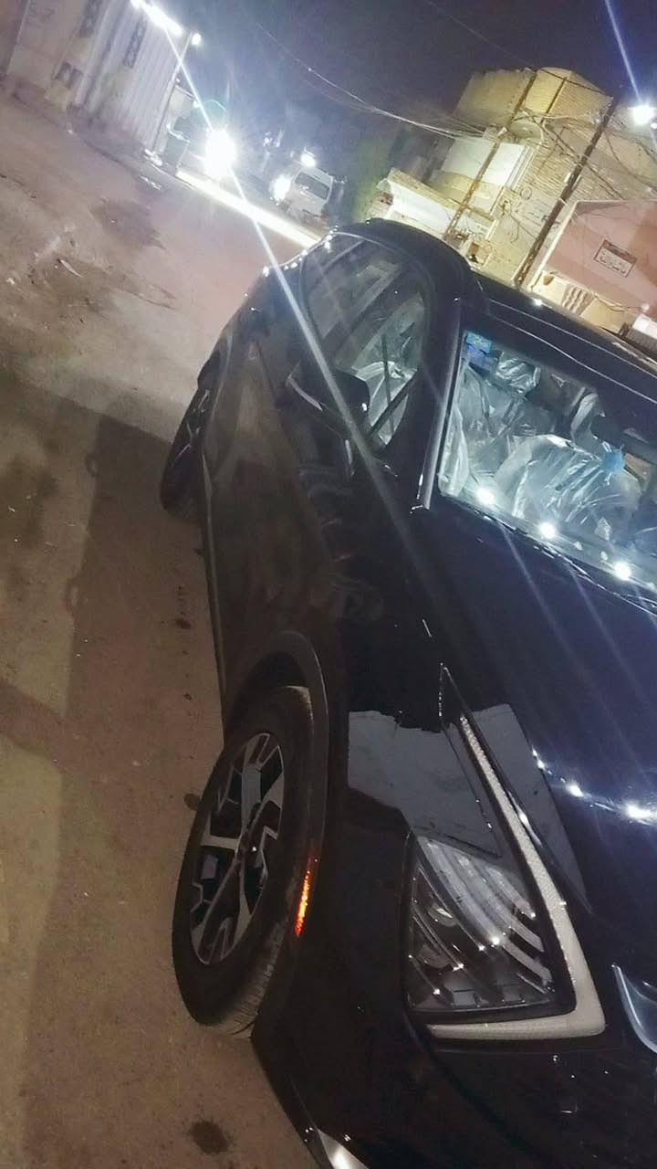 السلام عليكم
سبورتج 25 سوده 
رقم بغداد بسمي 
مواصفاته معروفه 
ماشيه 5000 وشويه 
بعده زيرو 
ب205
وبيه مجال قليل
الاستفسار هاذا الرقم 
***********
