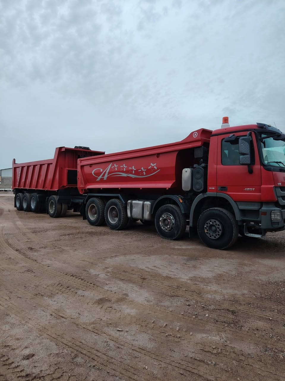 السلام عليكم
قاطره مقطوره 3 لوحات

حجم 4851

مجموعه جي اف 5 فحله

رباط 24 بلادي
***********
