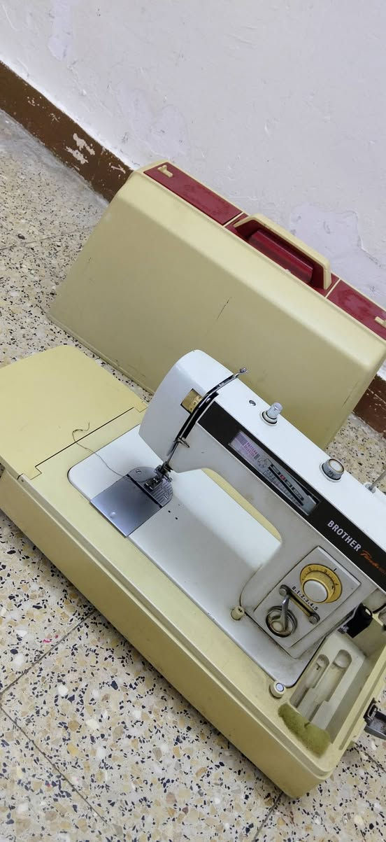 مكينه برذر سعر 250 ناقصها واشر بس


**إذا كنت صاحب هذا الإعلان وتريد حذفه لأي سبب، رجاءا أرسل رسالة إلى الدعم الفني**