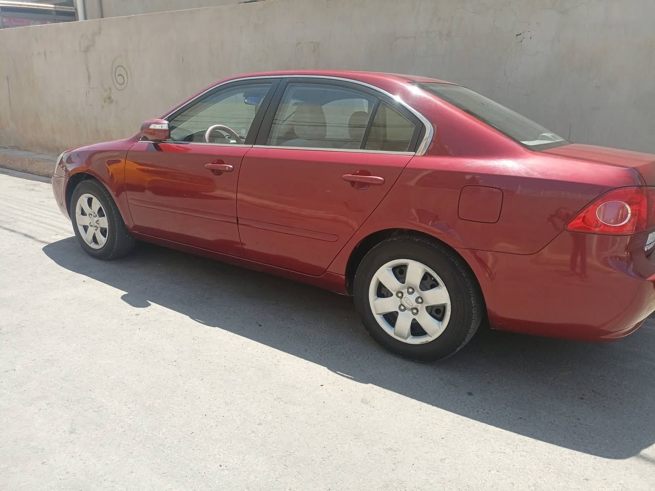 السلام عليكم كيا اوبتيما امريكي 2008 فول ماعد الفتحه بيها بس بنيد
محرك مامفتوح دوش 2400حساسين كير مكفول كهربائيات تخم تاير تبريد ثلج حداديه 100% تحويل ثاني يوم المكان فلوجه سعر 112وبيها مجال للأستفسار ***********
***********
