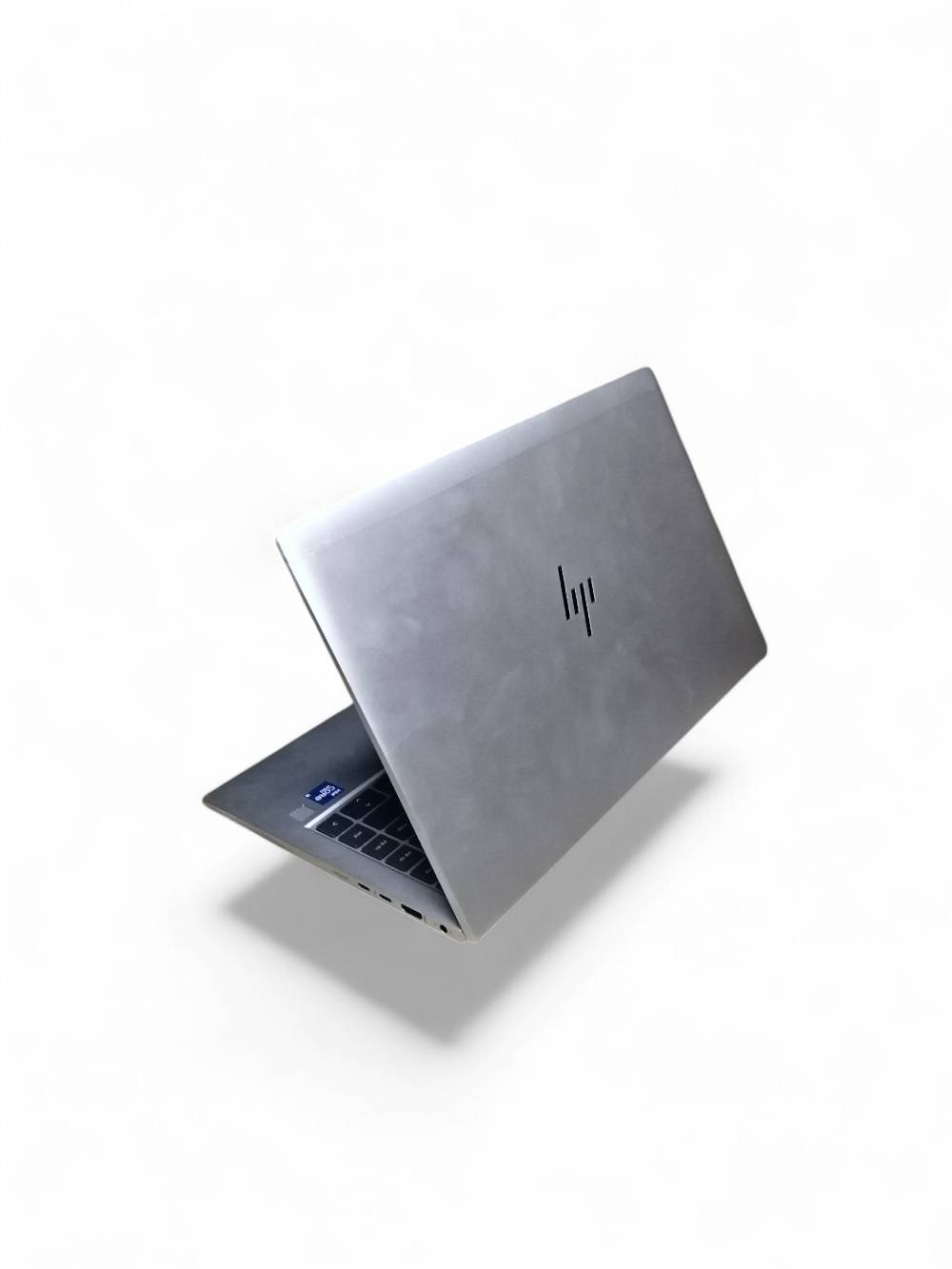 كربلاء.
HP EliteBook 840 G8 لابتوب مستعمل نظيف جدا
256 SSD 
16GB... 
+ ملحقاته 
حقيبة
ماوس
شاحن 