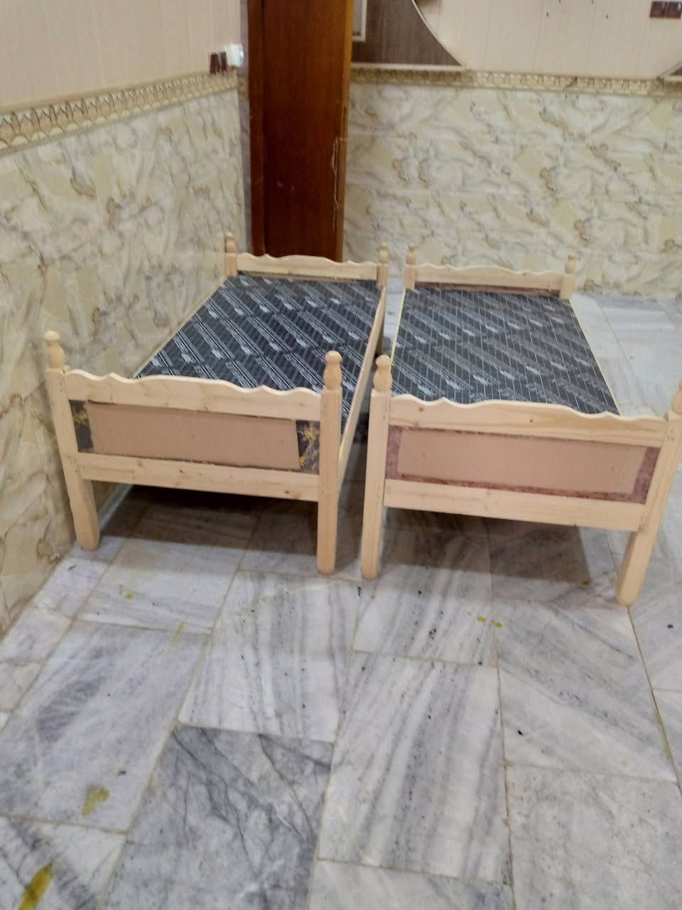 جرابي نفر واحد جدد سعر الوحده ٤٠ الف نهايتهه


**إذا كنت صاحب هذا الإعلان وتريد حذفه لأي سبب، رجاءا أرسل رسالة إلى الدعم الفني**