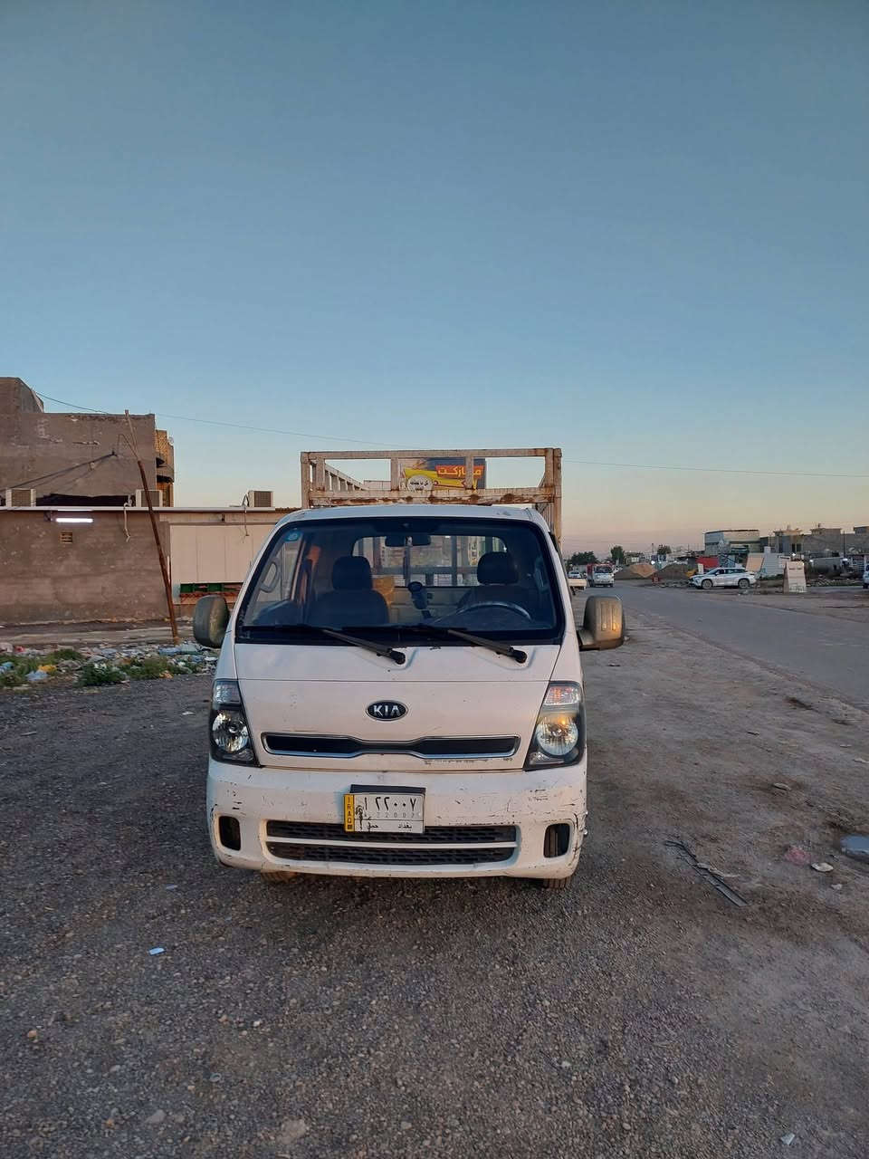 سلام عليكم 
كيا فحل موديل ٢٠١٣ سيارة جاهزة 
السعر ١٠٣ 
رقم بغداد مشروع وطني تحويل ثاني يوم 
عليهة غرامة مليون وربع ينزل من سعرهة 
عنواني بغداد ركية وفاضل 
***********
