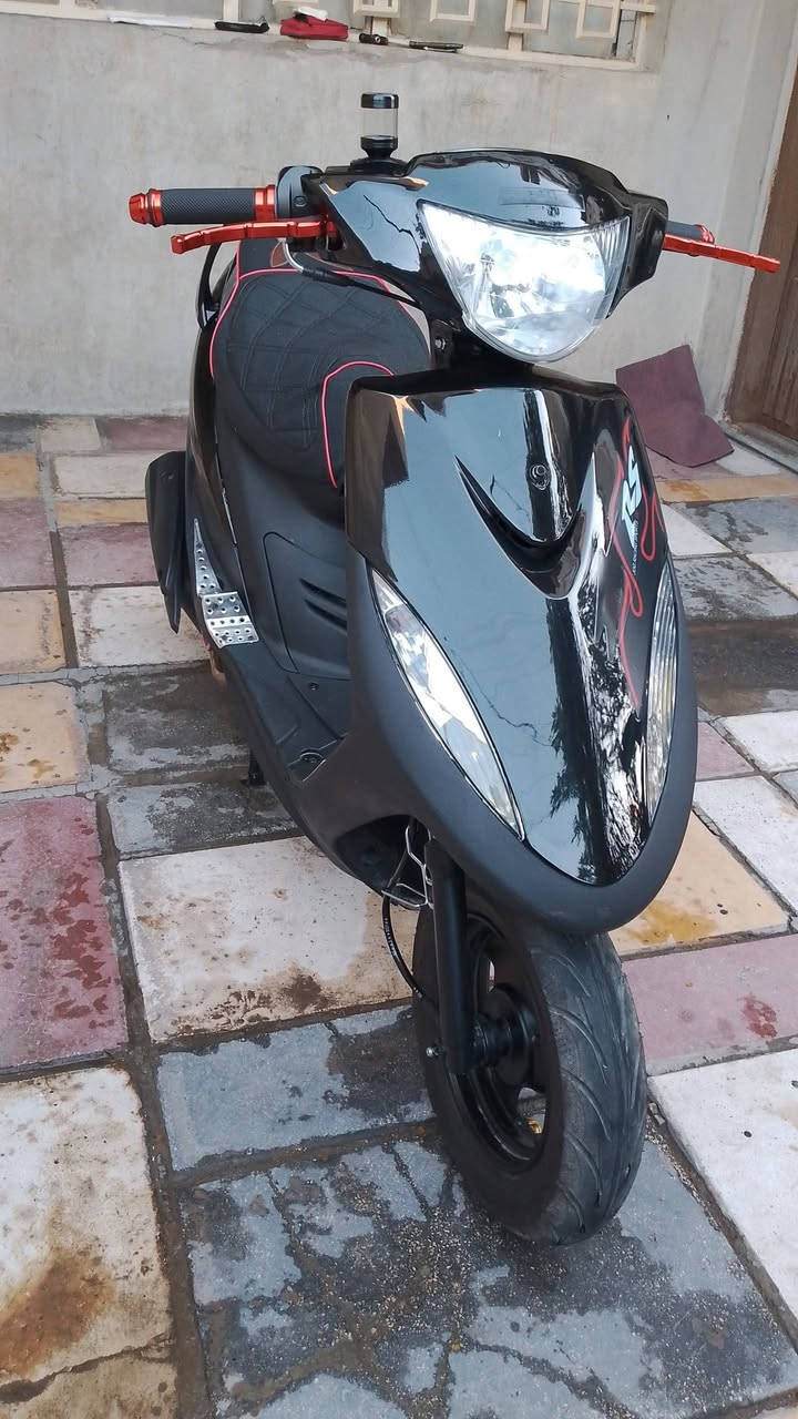 دراجه ماكس للبيع مكينه ما مفتوحه الدراجه جديده ومكفوله دراجه نظيفه بس بيه نواقص بسيطه السعر 750 وبيه مجال  العنوان بغداد بغداد الجديده سيطره جبار ابو الشربت ع القناة قرب مثلجات التوت رقمي ***********
