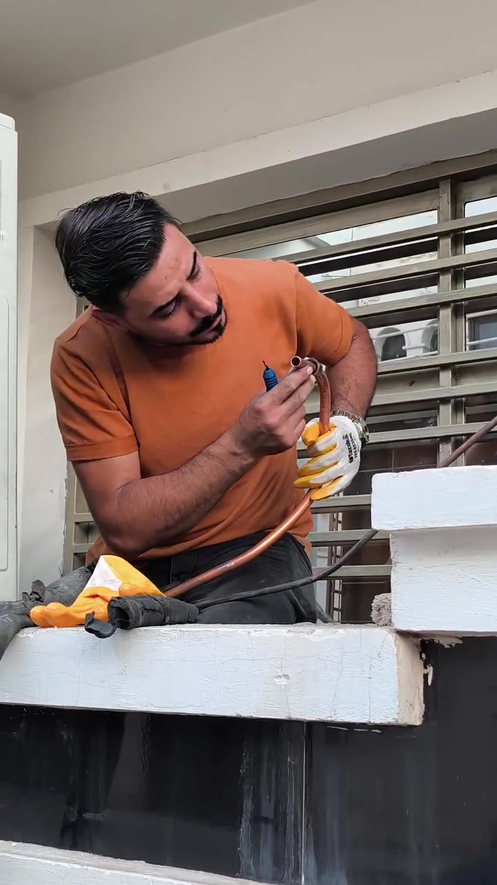 جانب من اعمالي في صيانة سبلت مستعمل والبواري جدا تعبانه وتم تنصيب الجهاز بأستخدام ماكنة العواجة بطريقة نظامية مع معالجة تسريب الانابيب وتشغيل الجهاز بالكامل للاستفسار الاتصال *********** او مراسلة الصفحة #ابودشير #الشعب_الصيني_ماله_حل# #زراعي_الدوره #المهديةالثالثة #الدورة_بغداد
