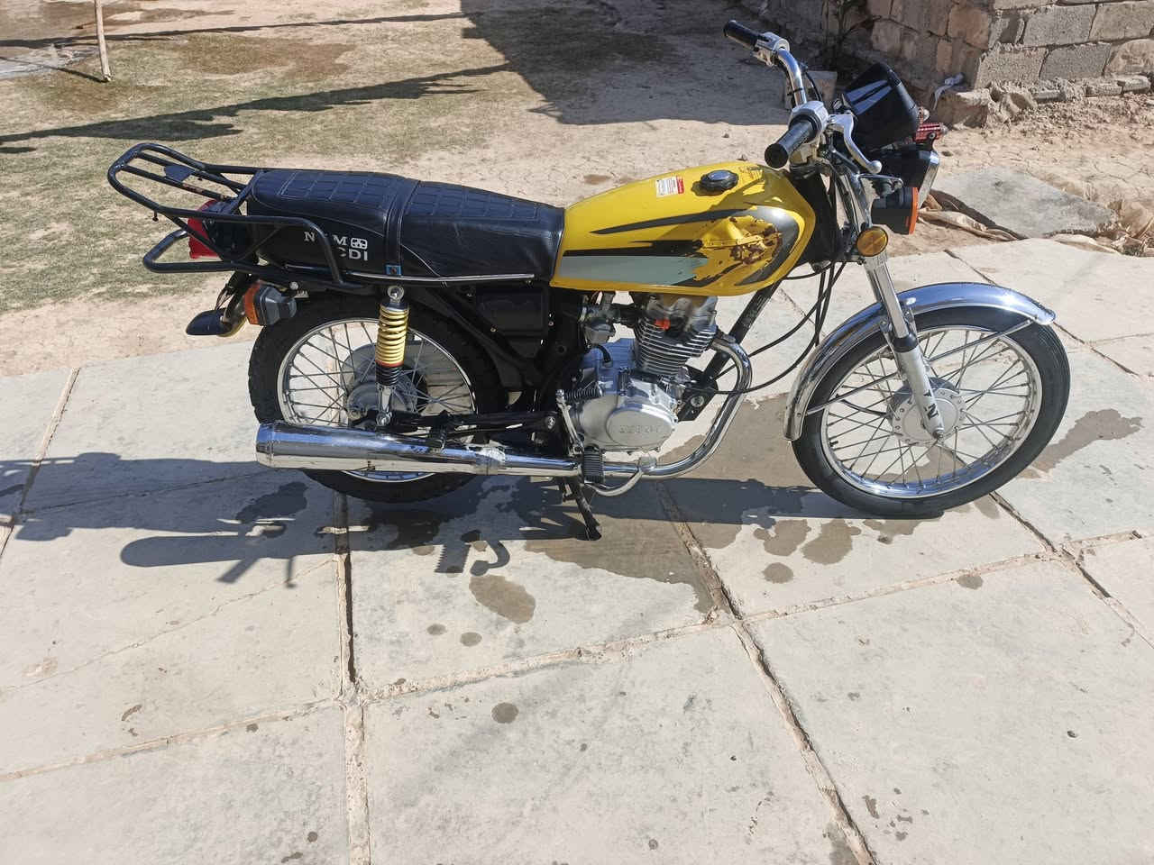 دراجة للبيع مكفولة كفالة عامة مابيها اي نقص السعر 550اوبيها مجال موديل ٢٠٢٥
***********
